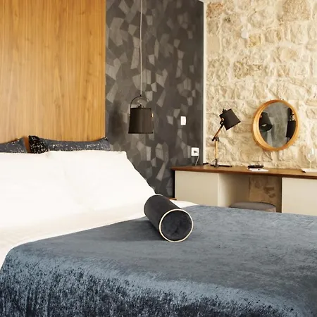Hvar Riva 2