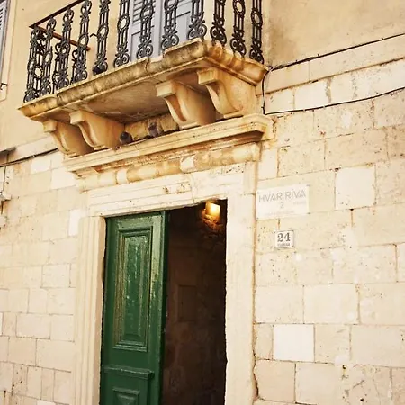 Hvar Riva 2 Гостьовий будинок *